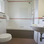 Merrion Road - Ballsbridge Townhouse 게스트하우스 3*