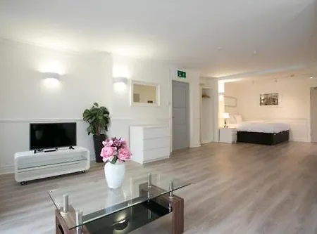 Merrion Road - Ballsbridge Townhouse 3* דבלין