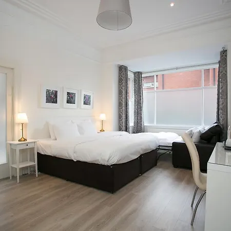 Merrion Road - Ballsbridge Townhouse ダブリン