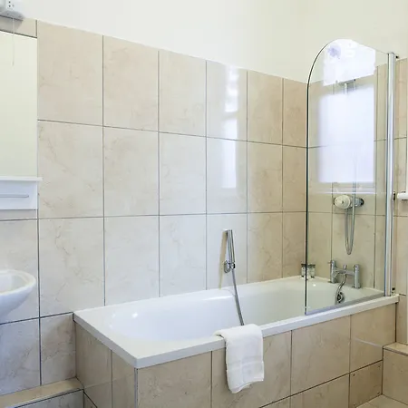 ゲストハウス Merrion Road - Ballsbridge Townhouse 3*