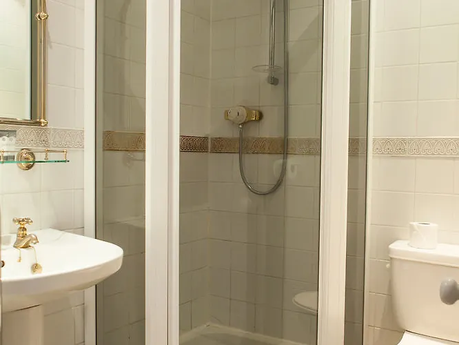 Merrion Road - Ballsbridge Townhouse Дублин